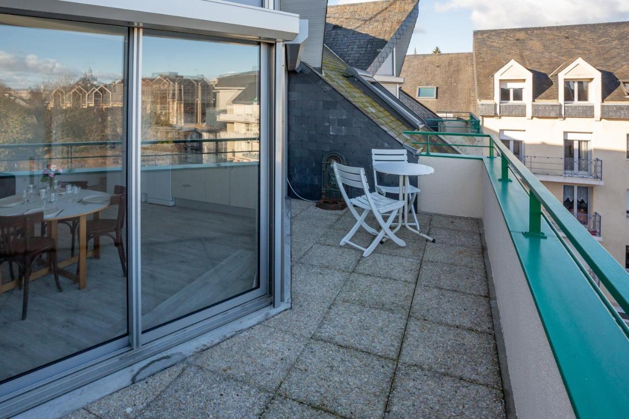 Apartamento Le Mancini - Parking Et Terrasse Mayenne Exterior foto