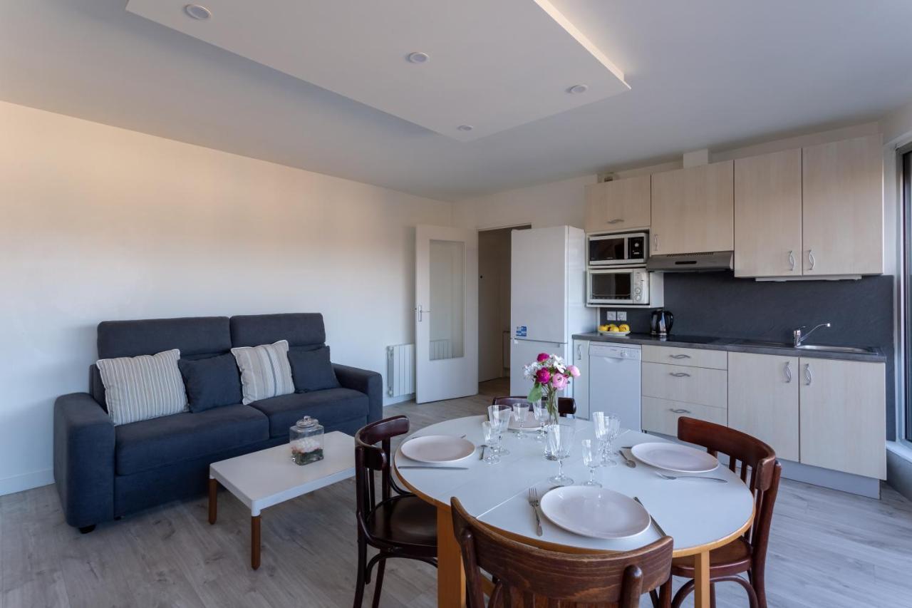 Apartamento Le Mancini - Parking Et Terrasse Mayenne Exterior foto