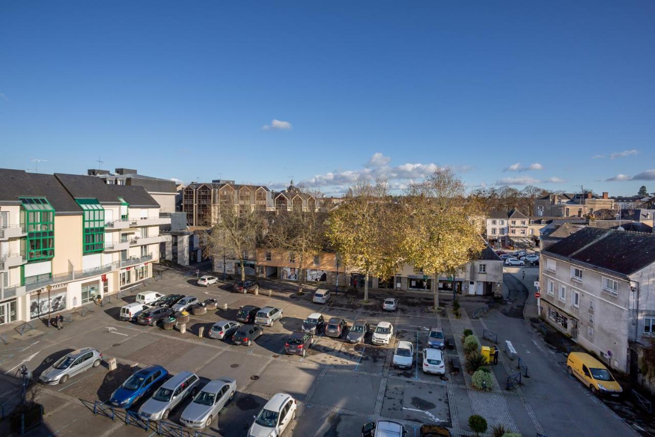 Apartamento Le Mancini - Parking Et Terrasse Mayenne Exterior foto
